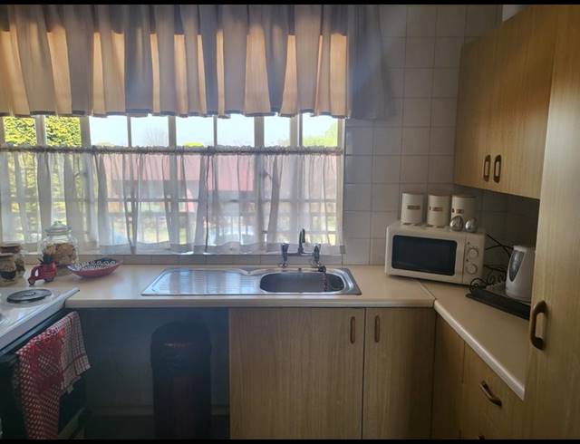 1 BEDROOM PROPERTY TO RENT IN SUNAIR PARK
